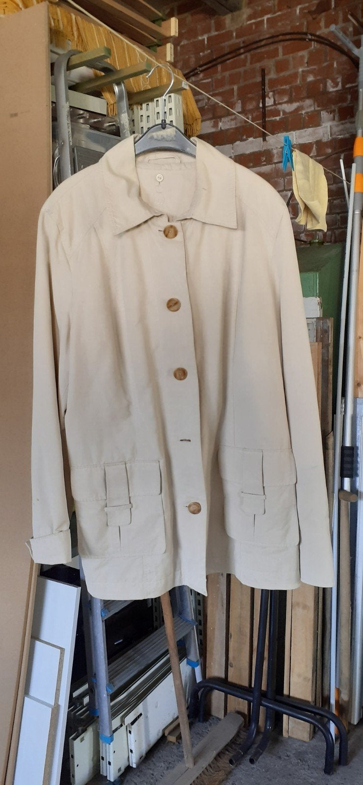 regenjas mayerline, Ophalen of Verzenden, Maat 42/44 (L), Beige