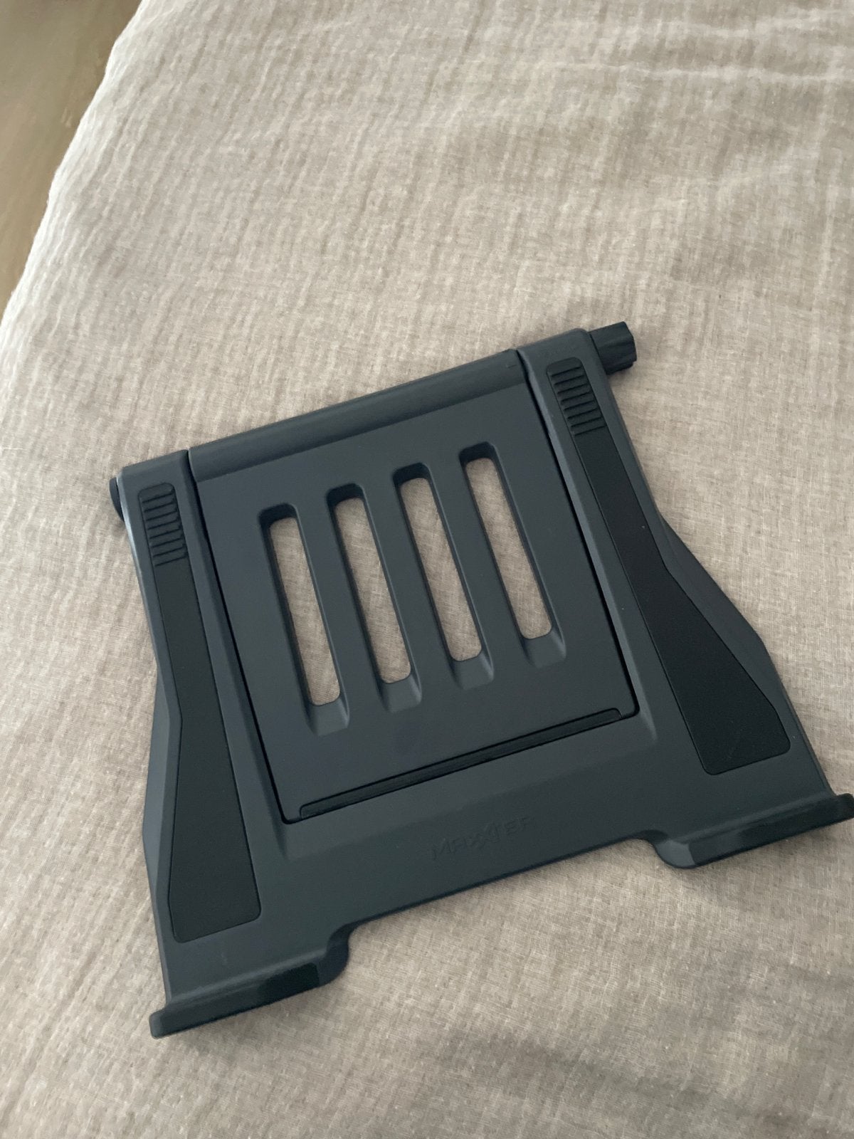 Support / Rehausseur réglable ordinateur portable- tablette, Enlèvement, Comme neuf