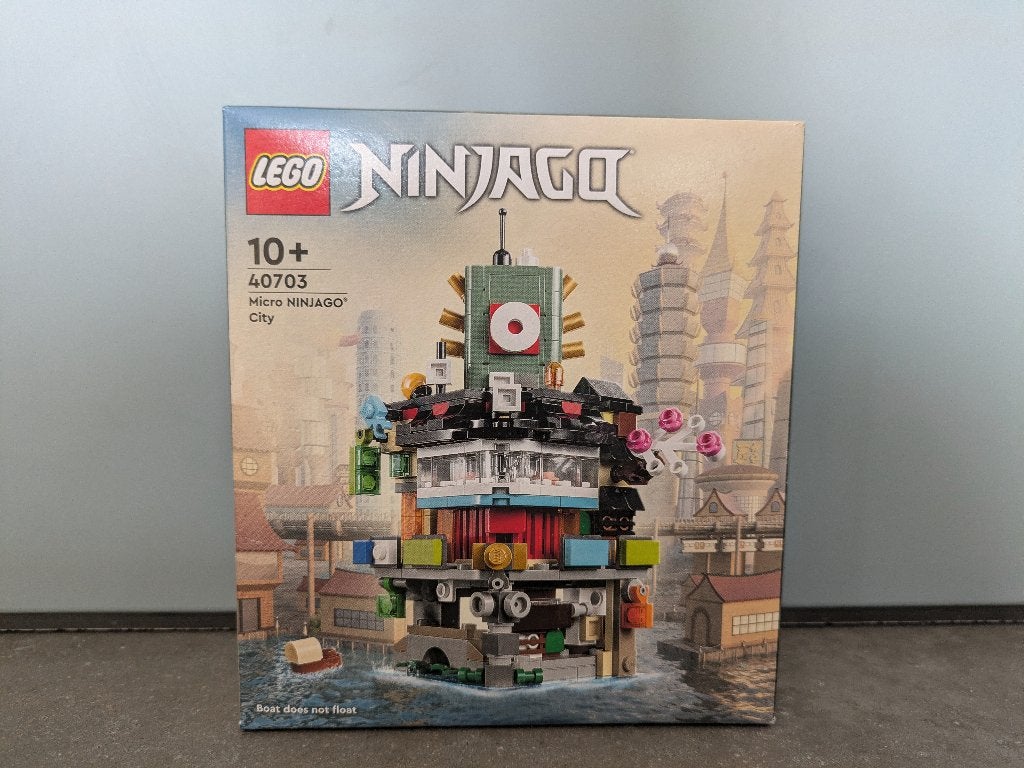 Micro NINJAGO City - GWP - 40703 [Sealed], Kinderen en Baby's, Speelgoed | Duplo en Lego, Lego, Nieuw, Ophalen of Verzenden, Compleet