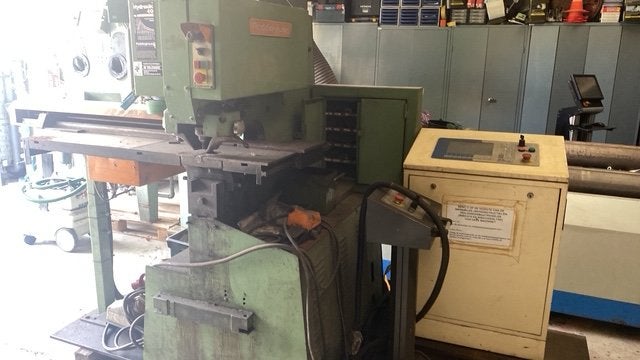 Ponsmachine, Articles professionnels, Machines & Construction | Travail du métal, Enlèvement