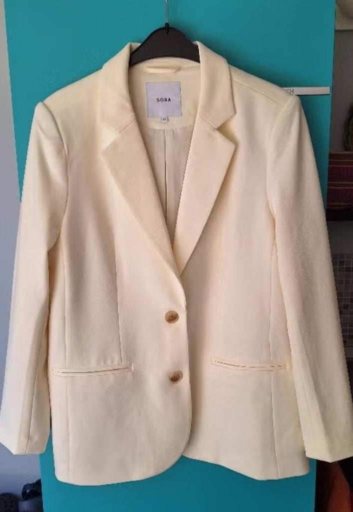 Beige blazer JBC maat 42, Kleding | Dames, Jasjes, Kostuums en Pakken, Maat 42/44 (L), Ophalen of Verzenden, Zo goed als nieuw