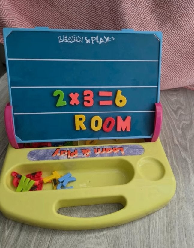Tableau magnétique pour écrire/calculer, Enlèvement ou Envoi, Utilisé, Puzzles