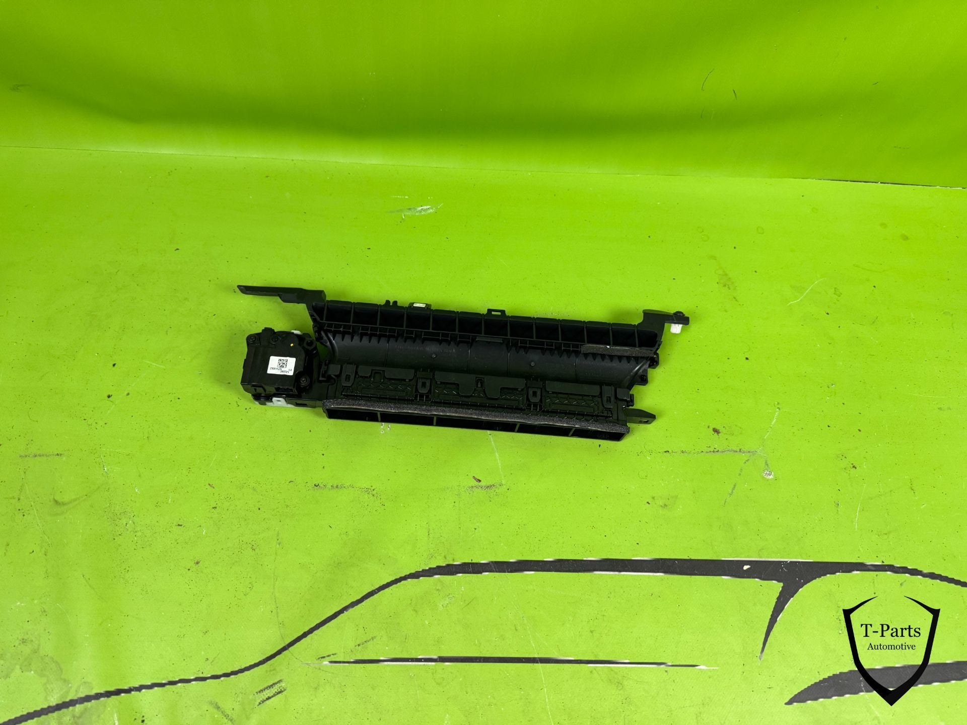 tesla model 3 y x Dashboard ventilator 2080547X, Fabrikant BV, Gebruikt, Info@fabrikant.eu, Fabrikantstraat 1
1000 AA  Amsterdam