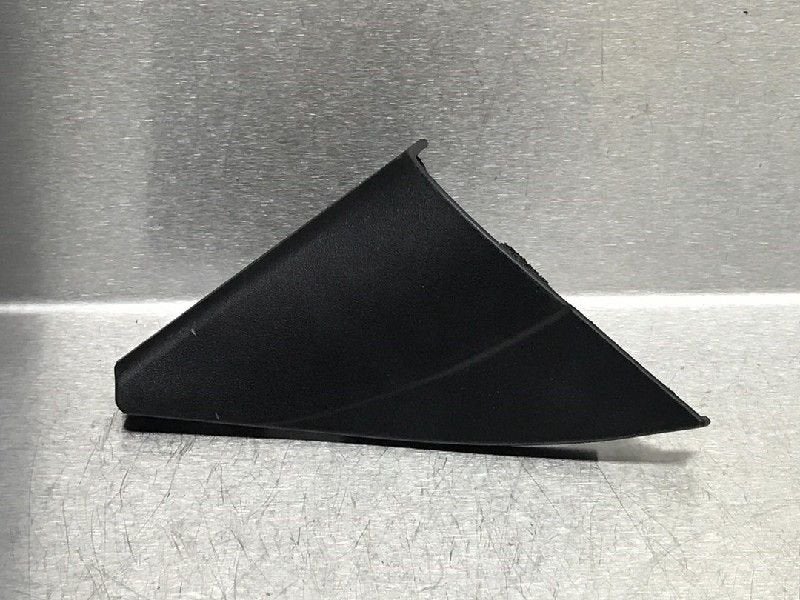 A STIJL BEKLEDING RECHTS Lexus CT 200h (01-2010/09-2020), Gebruikt, Lexus