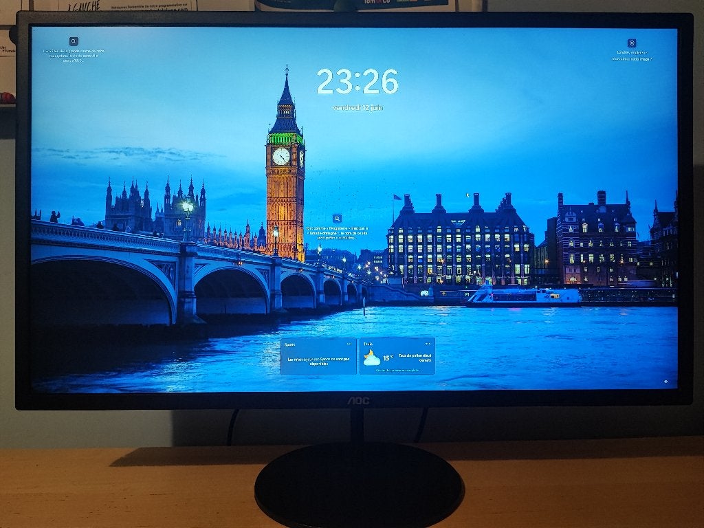Moniteur AOC 32" 1440p, Informatique & Logiciels, Moniteurs, Comme neuf, 61 à 100 Hz, DisplayPort, HDMI, Haut-parleurs intégrés