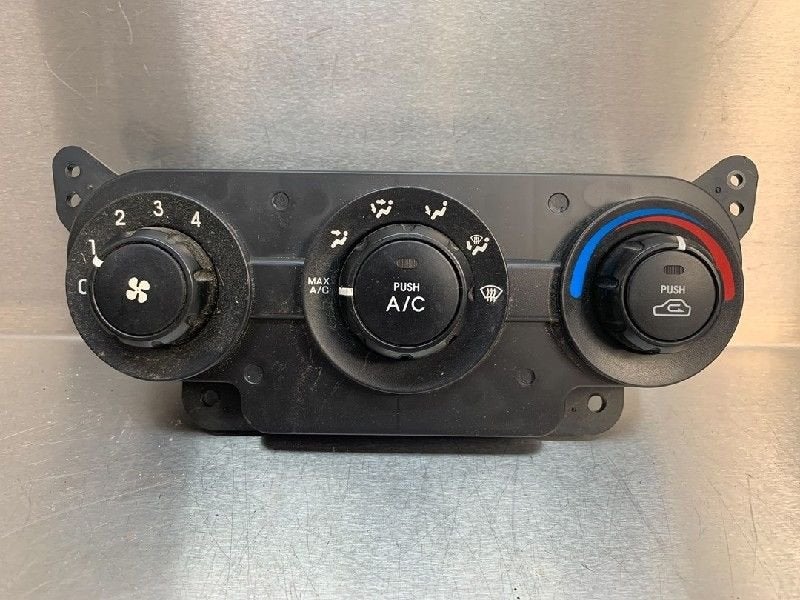 PANNEAU DE COMMANDE CHAUFFAGE CLIMATISATION Kia Cerato, Utilisé, Kia