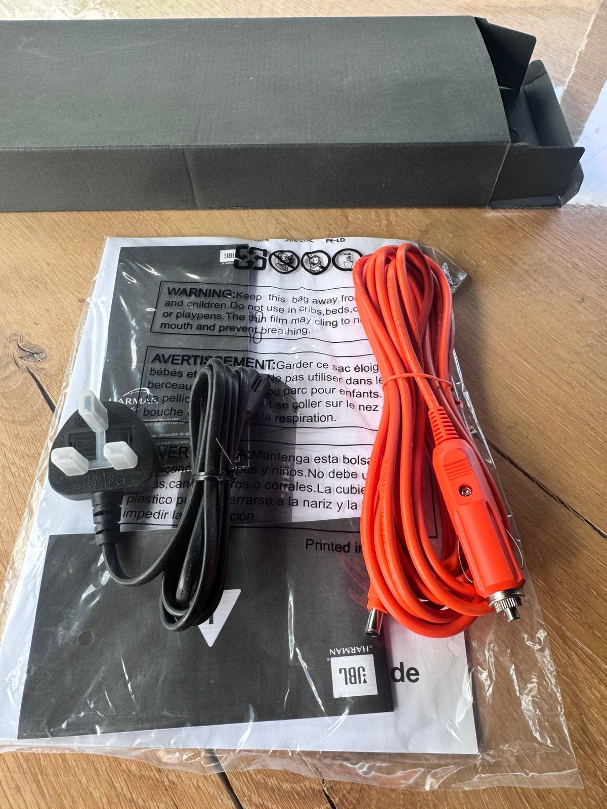 Originele JBL Partybox 12V Autolader (5m !) + nieuw in doos, Ophalen of Verzenden, JBL