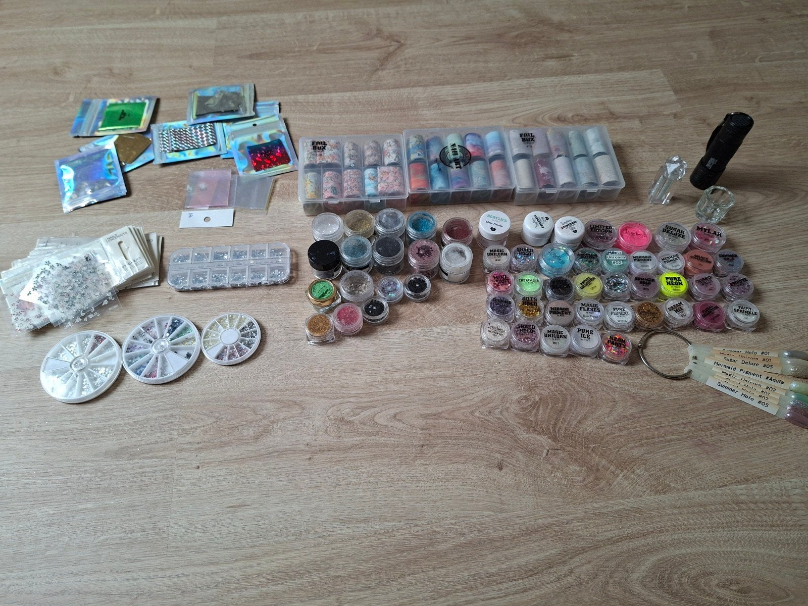 Set nagels: glitters, pigmenten, foil box, stenen,  stickers, Ophalen