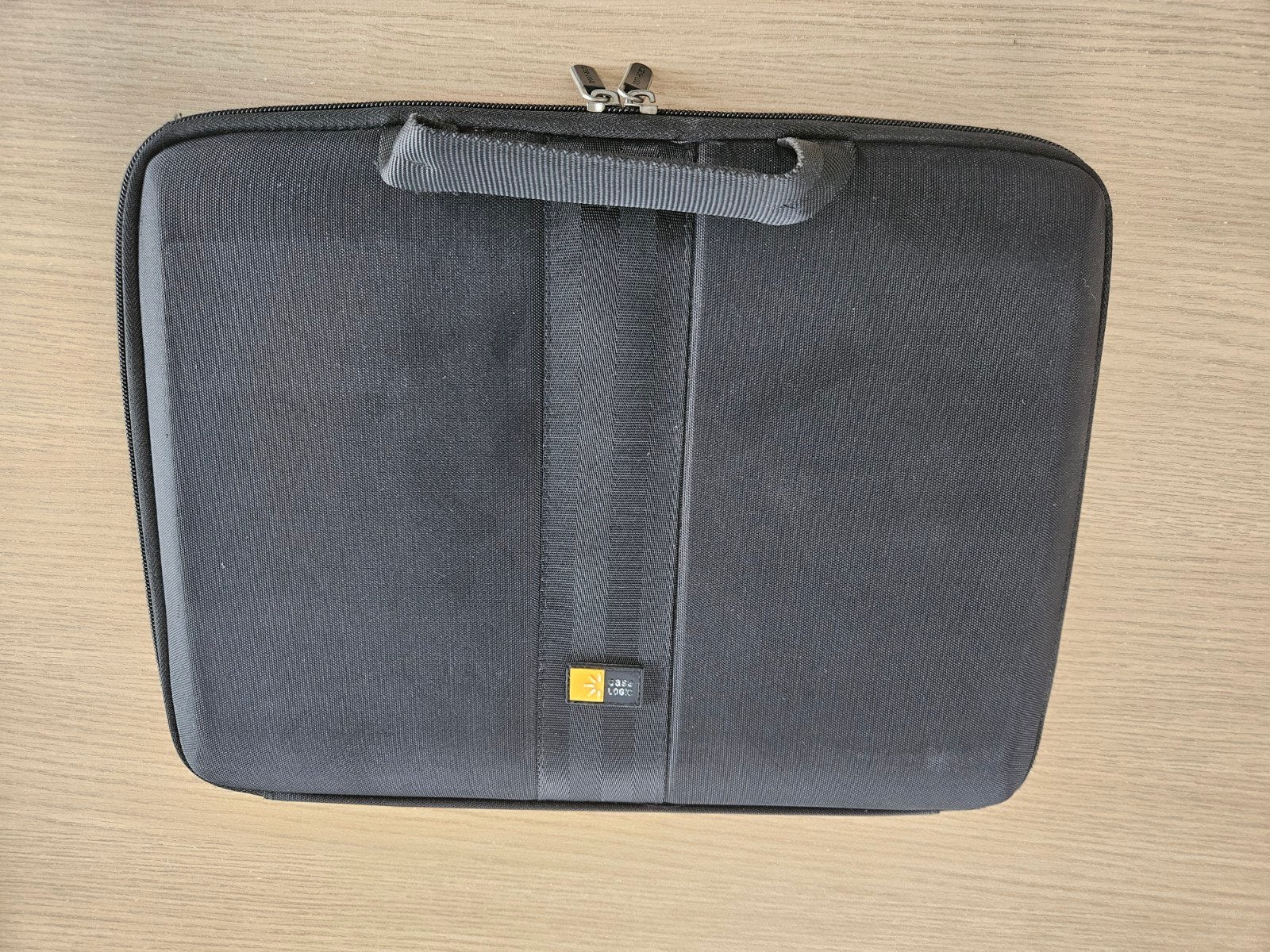 Laptop case, Consoles de jeu & Jeux vidéo, Consoles de jeu | Nintendo Portables | Accessoires, Enlèvement