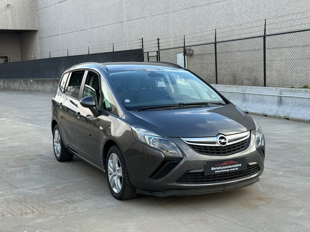 Opel Zafira 1.4 Turbo Cosmo, Autos, Achat, Ordinateur de bord, Euro 6, Entreprise
