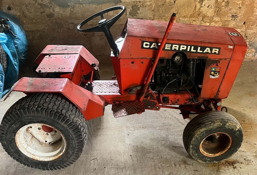 Case 210 tracteur de collection à restaurer, Articles professionnels, Enlèvement, Tronçonneuse