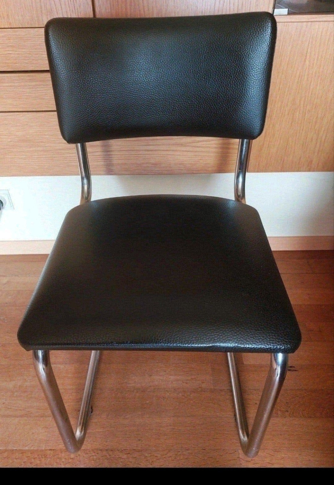 2 chaises vintage, Enlèvement