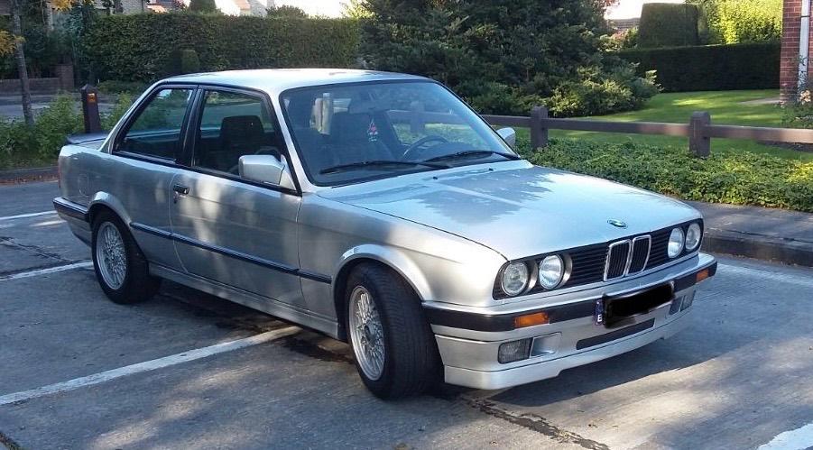 Bmw e30 318 Is, Autos, Argent ou Gris, Achat, Boîte manuelle, Noir