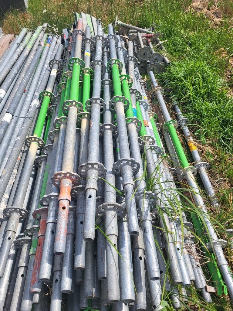 Layher Allround zware gevelstelling, Doe-het-zelf en Bouw, Steigers, Zo goed als nieuw, Gevelsteiger, 2 tot 5 meter, Ophalen of Verzenden
