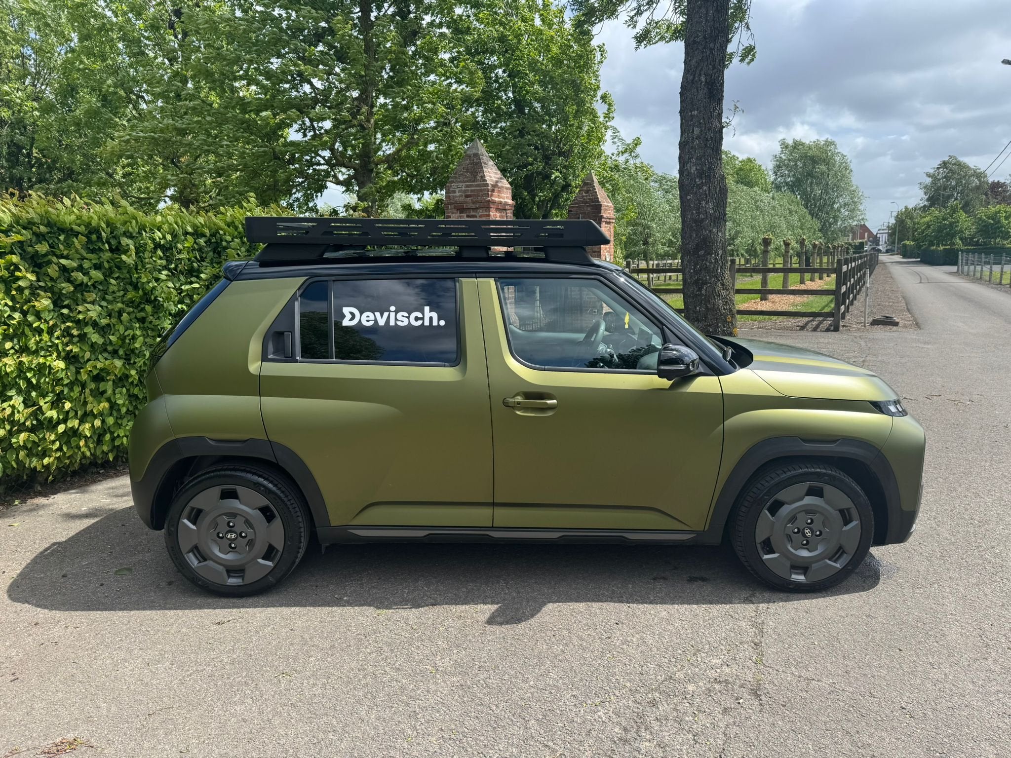 Hyundai INSTER EV CROSS ROOF RACK 2T 49 KWH 115 (bj 2025), Auto's, 4 zetels, Stof, Gebruikt, 371 km