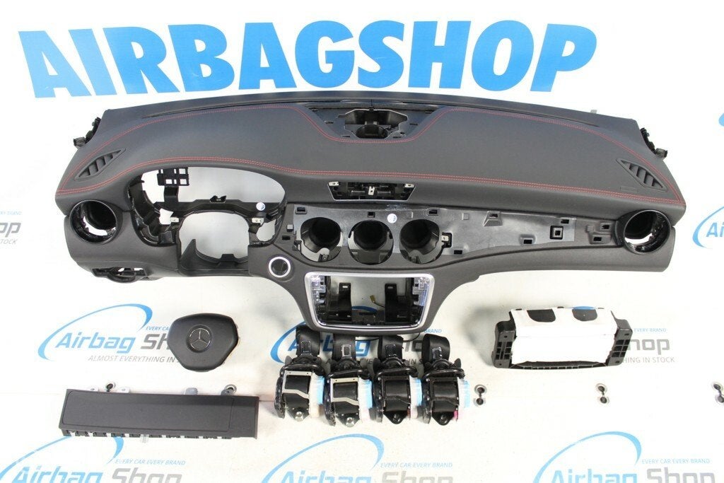 Airbag kit Tableau de bord AMG Mercedes CLA Klasse