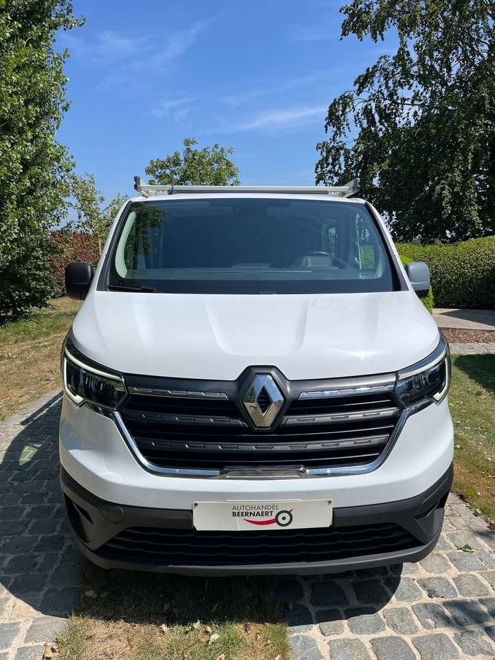 Renault Trafic 2.0 dCi 30 L2H1 Confort (EU6e) Dubbele Cabin, Auto's, Bestelwagens en Lichte vracht, Zwart, Wit, Bedrijf, 97 kW