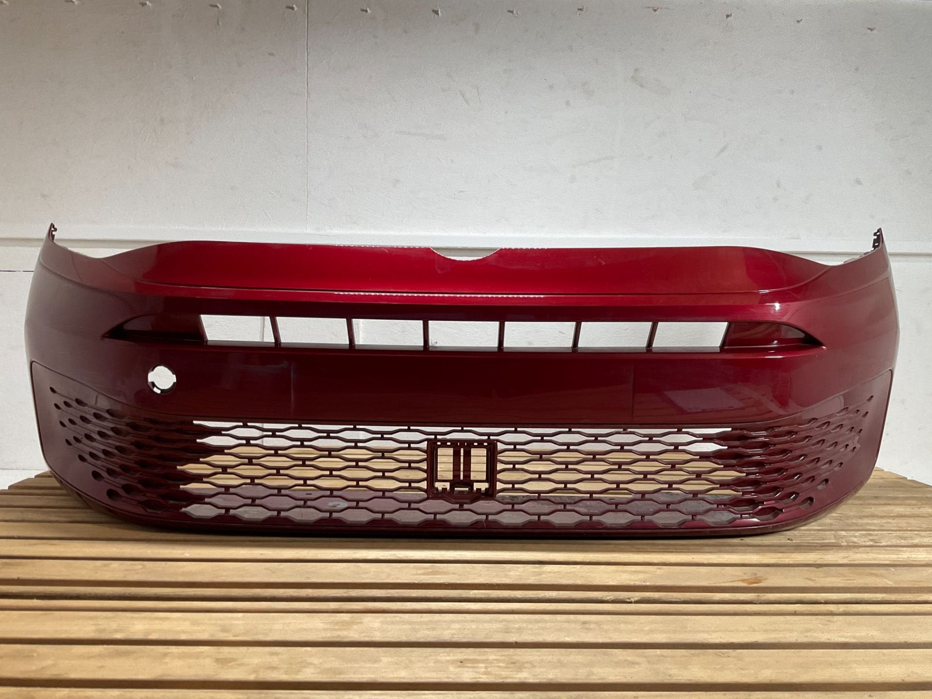 Voorbumper Volkswagen CADDY 2K7 2K7807221A 2021-2025 Bumper, Gebruikt, Volkswagen AG, Vw@volkswagen.de, Bumper