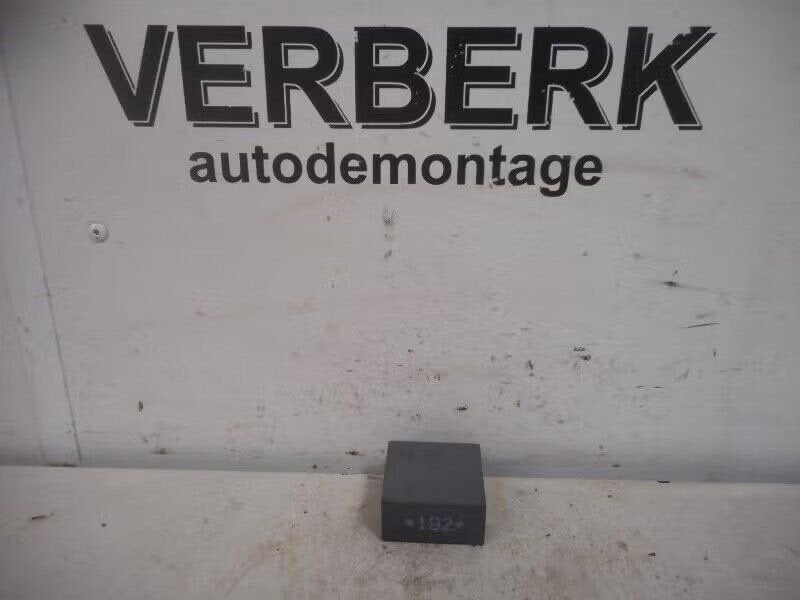 RELAIS Volkswagen Golf IV (1J1) (1jo955531), Berliner Ring 2 38440 Wolfsburg, DE, Enlèvement ou Envoi, Volkswagen, Volkswagen AG