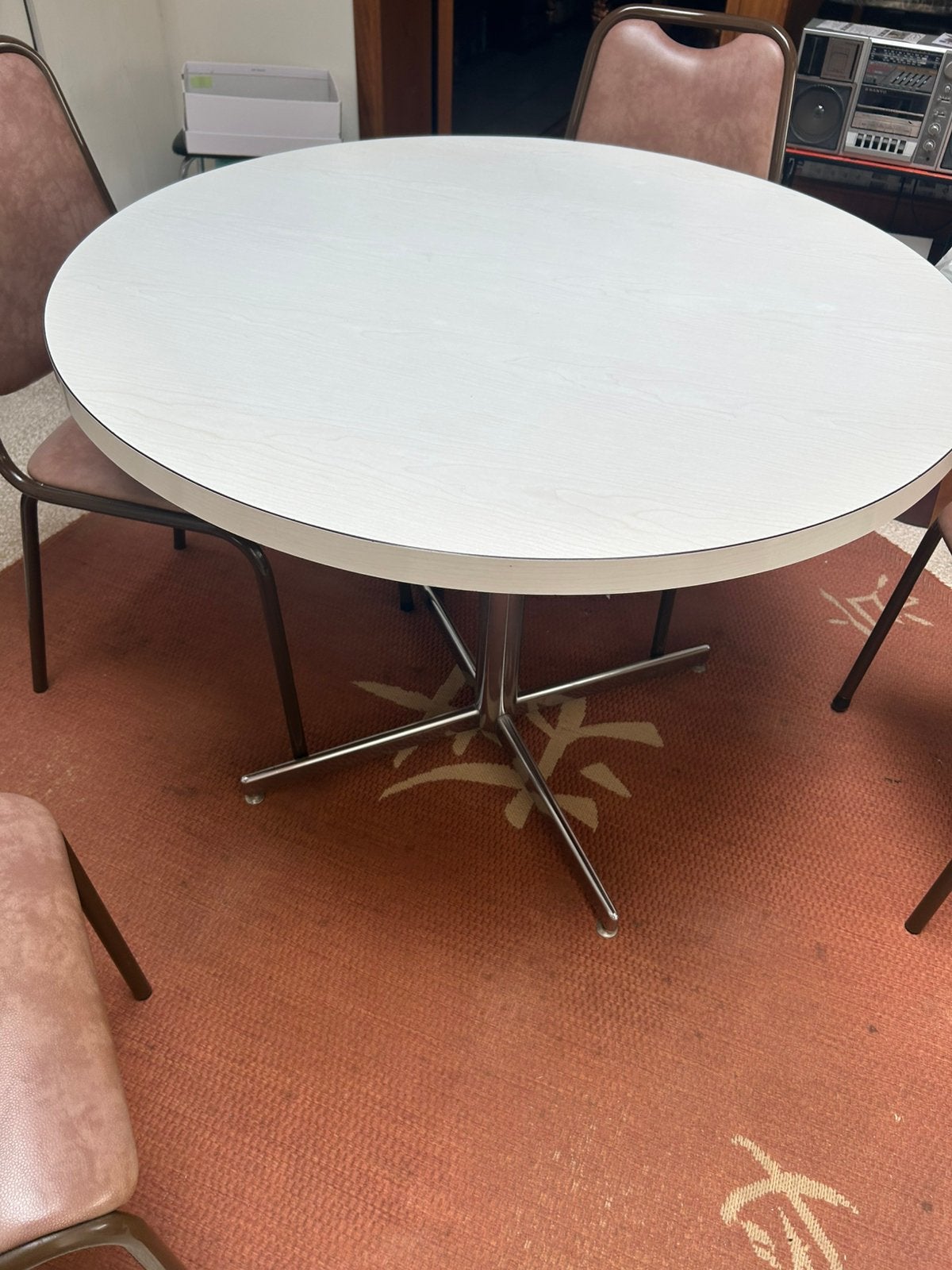 Ronde keukentafel, Enlèvement, Comme neuf