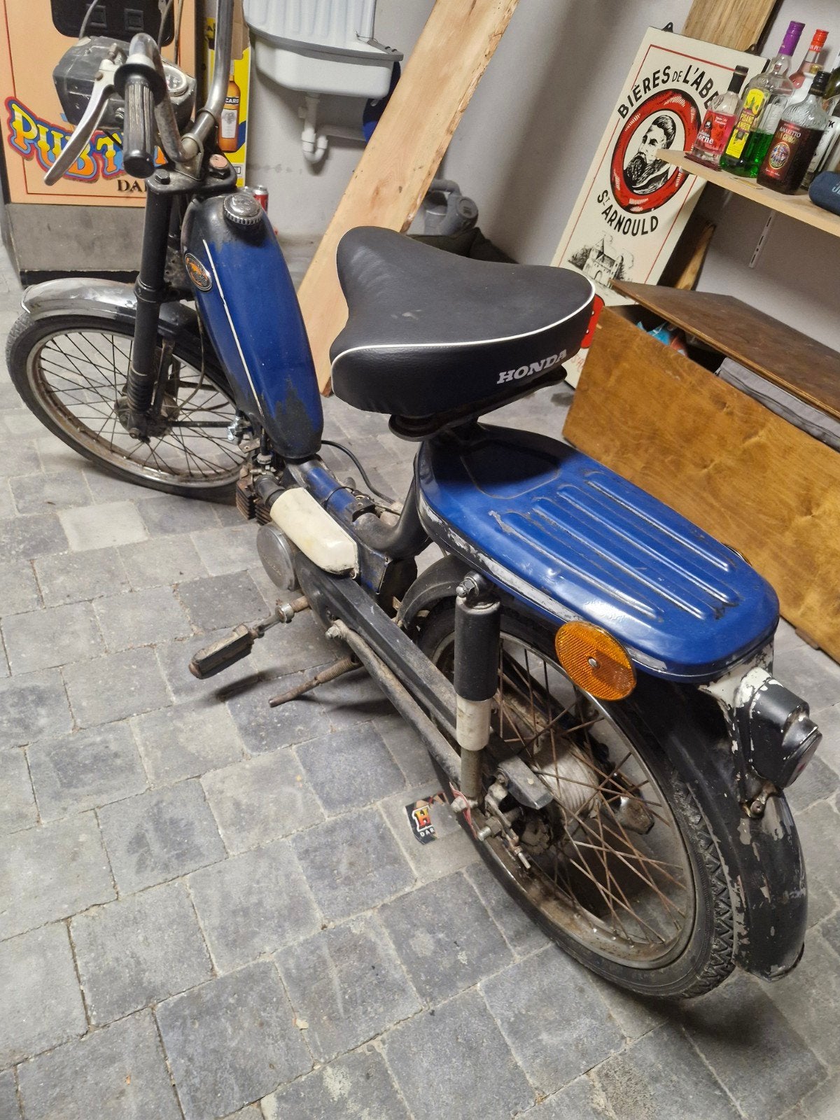 Honda novio, Enlèvement