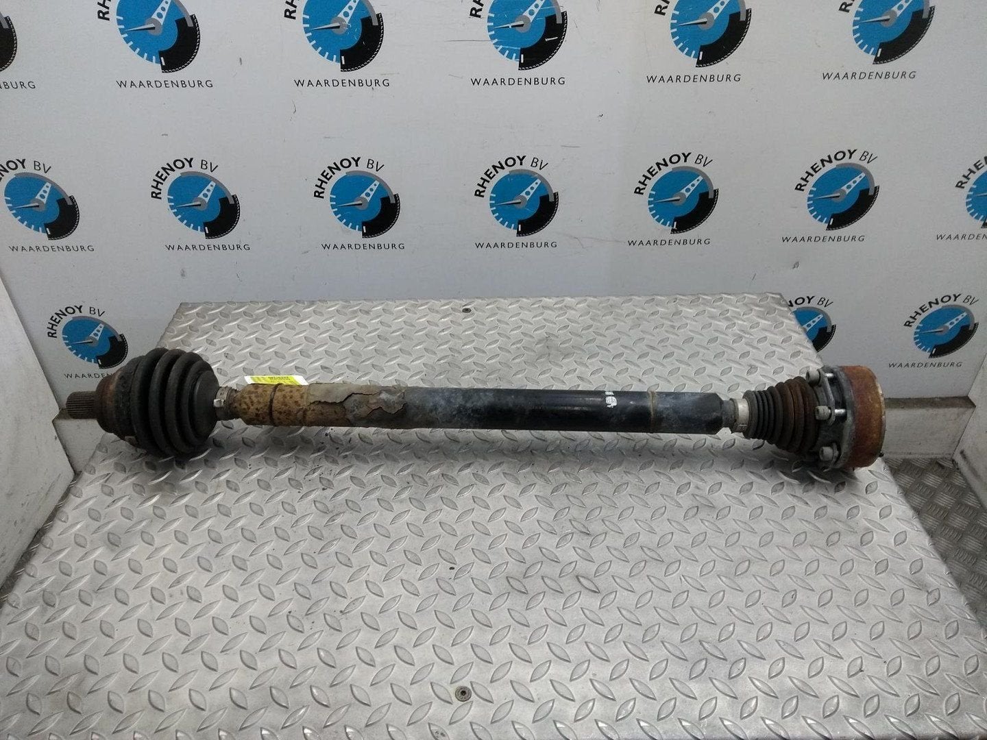 VOLKSWAGEN GOLF AANDRIJFAS R 2004, Enlèvement ou Envoi, Utilisé, ARN reconnu