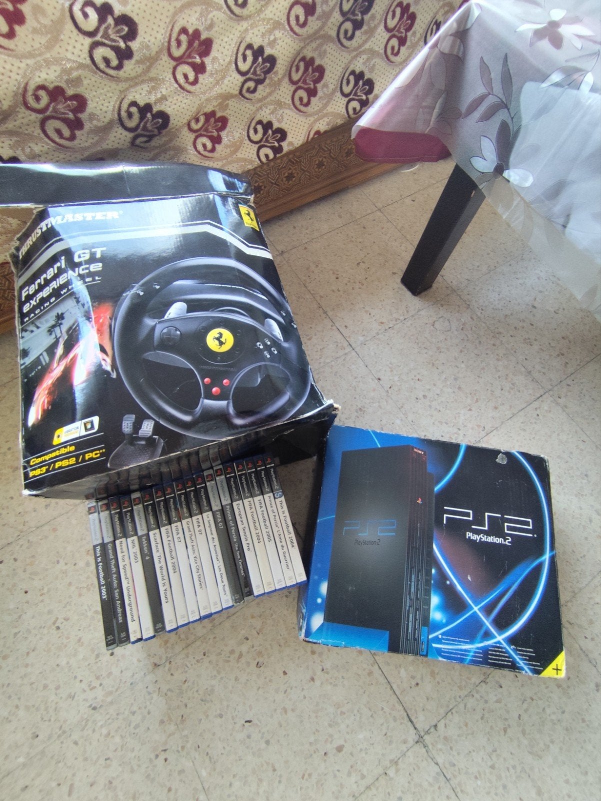 Ps2 Parfait état + jeux + volant, Consoles de jeu & Jeux vidéo, Avec 1 manette, Phat, Comme neuf, Avec jeux