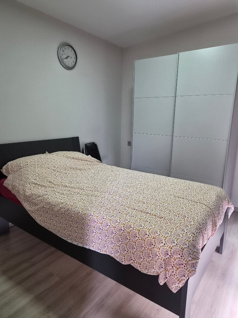 Bed en kleerkast, Maison & Meubles, Enlèvement, Comme neuf, Queen size