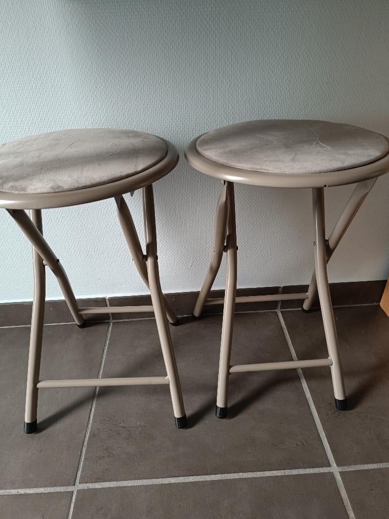 Gratis grijze krukjes, Huis en Inrichting, Ophalen, Zo goed als nieuw, Overige materialen