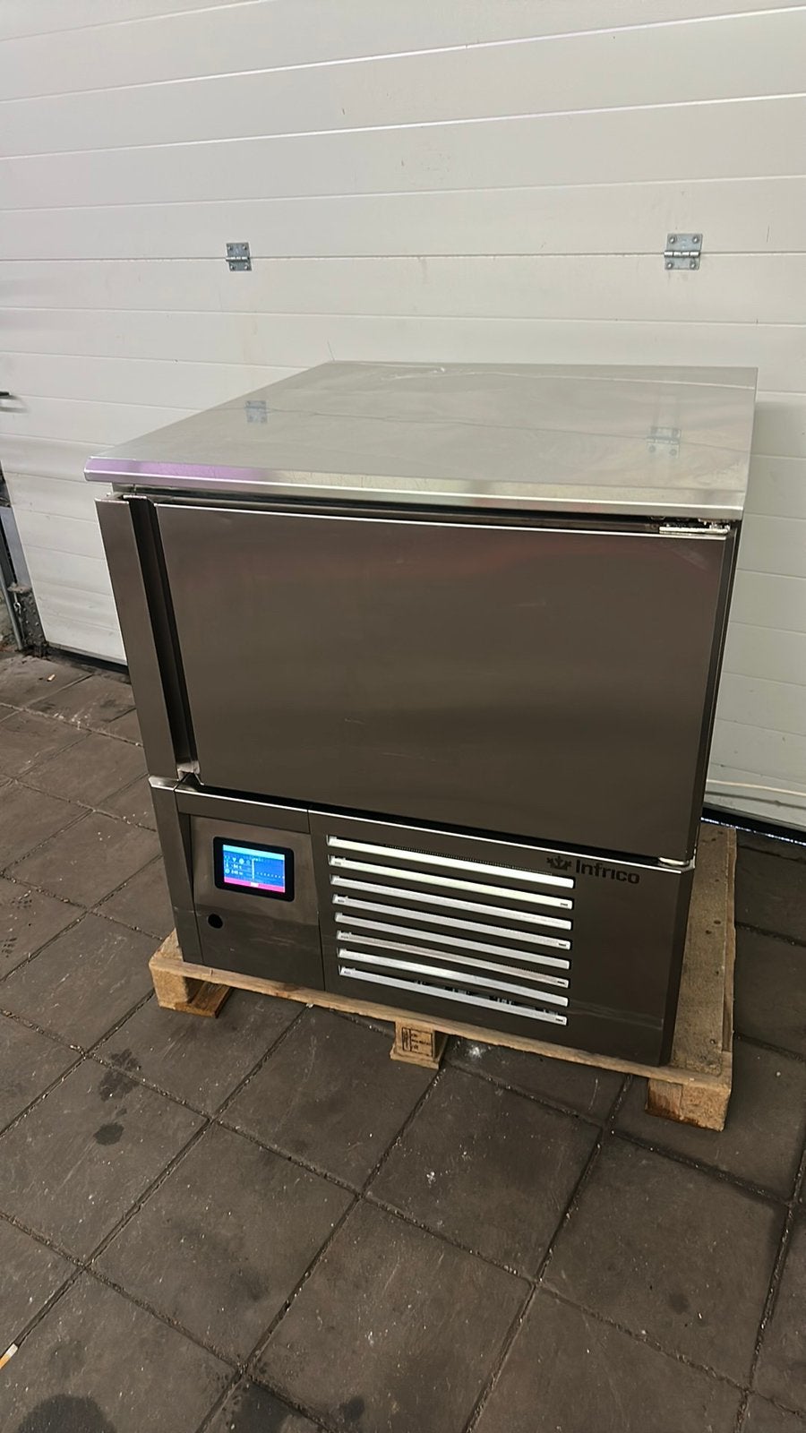 Infrico  abt51l shockfreezer, Elektronische apparatuur, Ophalen, Zo goed als nieuw