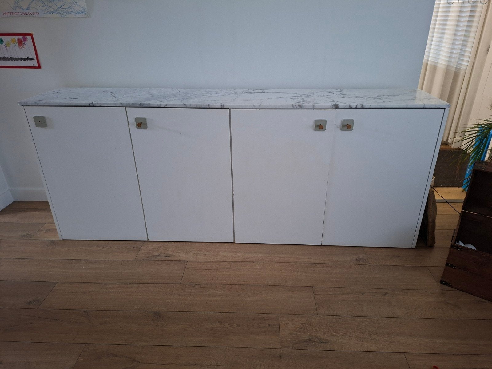Kast / dressoir / kassa / met marmeren blad, Huis en Inrichting, Ophalen