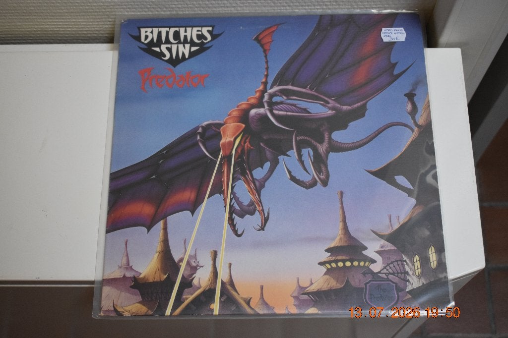 LP : Bitches Sin - Predator (Hard Rock/Heavy Metal), Cd's en Dvd's, LP, Heavy metal, Gebruikt, Ophalen of Verzenden