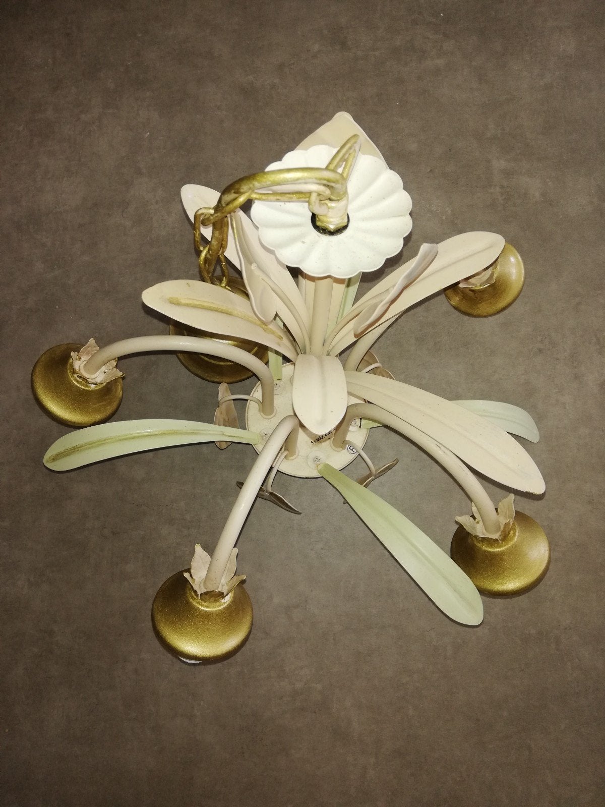 Lustre, Enlèvement