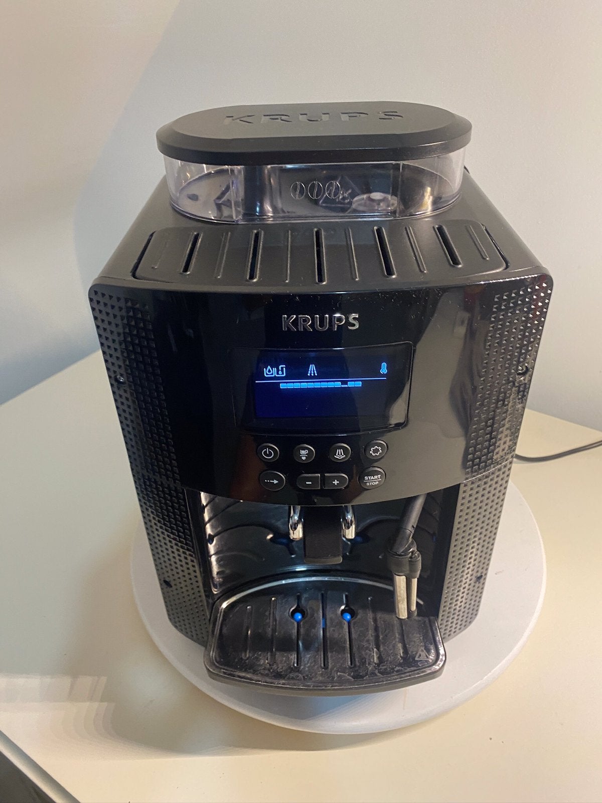 Krups Essential EA815070 refurbished, Ophalen of Verzenden, Zo goed als nieuw