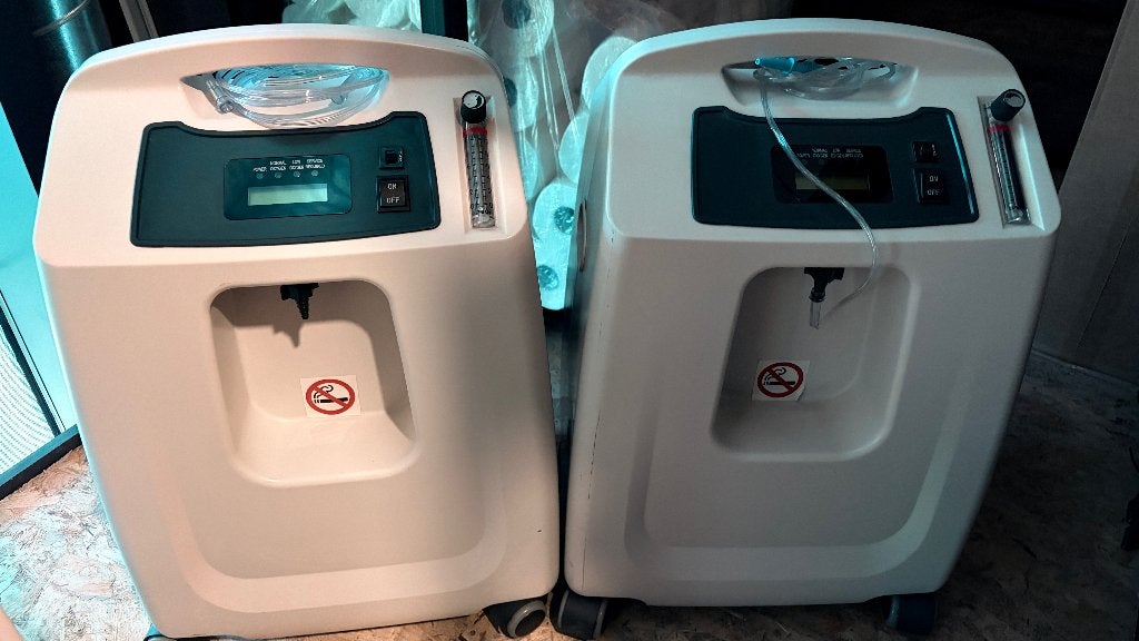 Dynmed Tokyo 10H zuurstofconcentrator – amper gebruikt, Divers, Enlèvement, Comme neuf