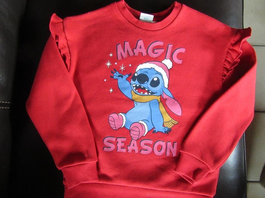 Sweat-shirt rouge Disney, taille 6ans, Enfants & Bébés, Vêtements enfant | Taille 116, Disney, Pull ou Veste, Enlèvement, Utilisé