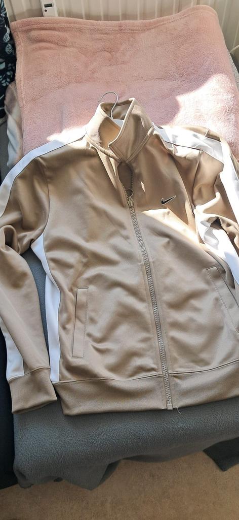 haut de survêtement taille M, Vêtements | Hommes, Vêtements de sport, Général, Comme neuf, Enlèvement, Blanc