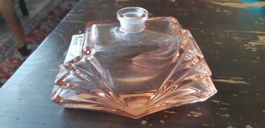 Oude Art Deco fles in roze glas (rosaline), Ophalen of Verzenden