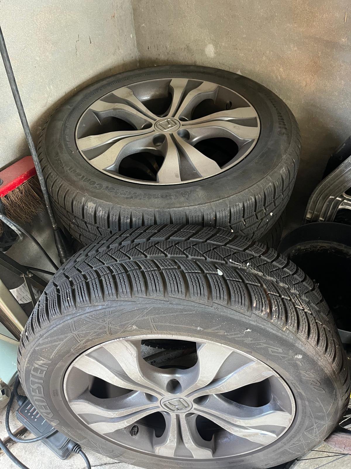 Winterbanden honda CRV, Auto diversen, Ophalen, Zo goed als nieuw