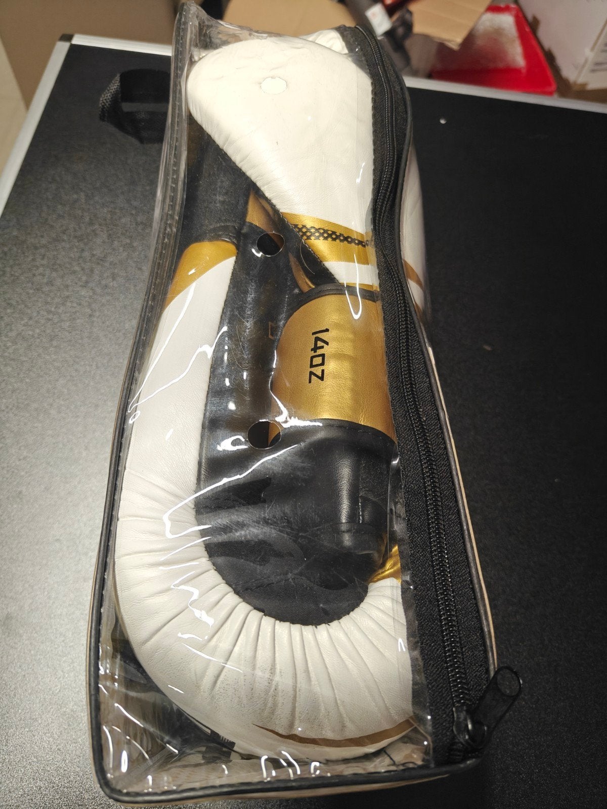 Gants de boxe Venom, Enlèvement, Comme neuf, Gants de boxe