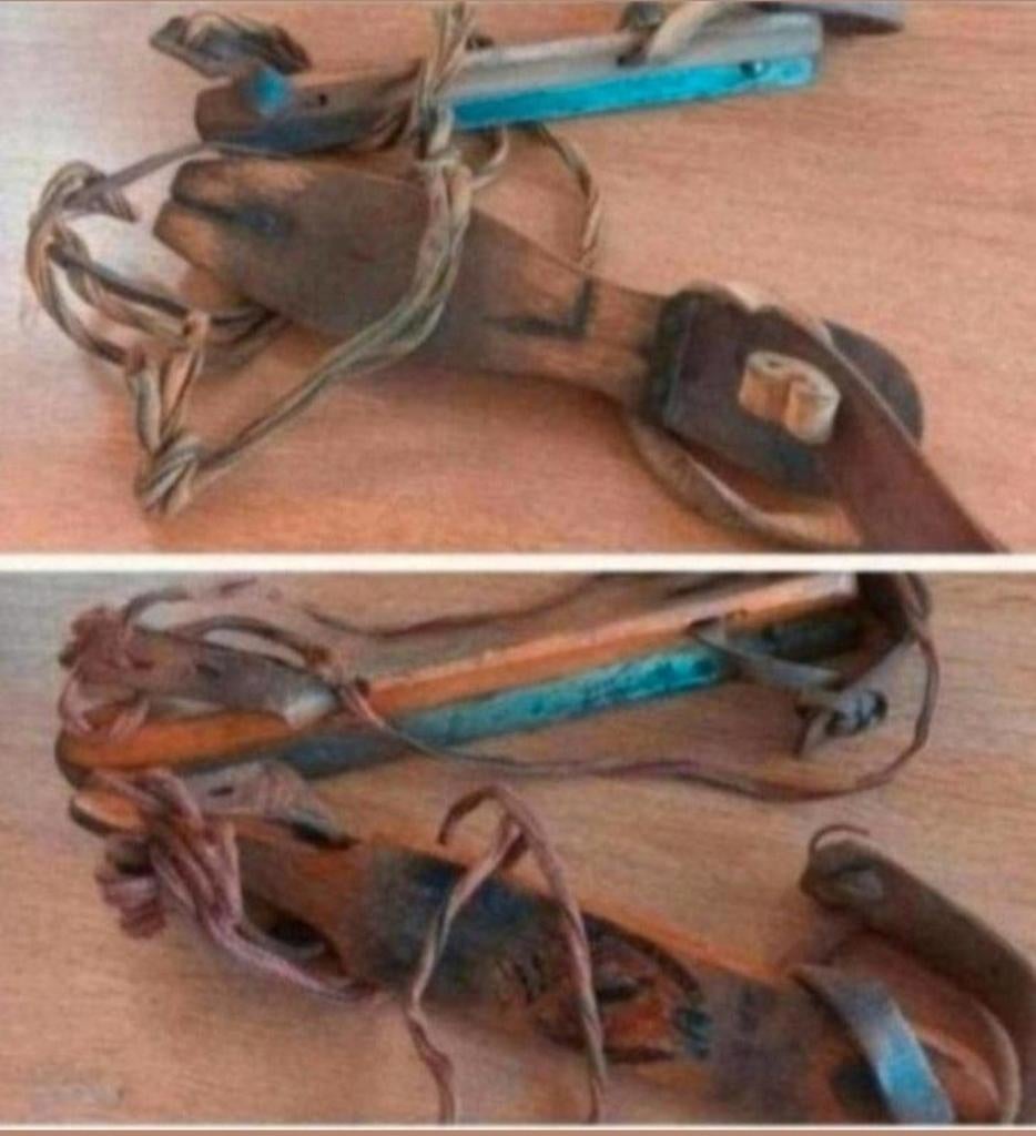 2 paar antieke schaatsen, Antiek en Kunst, Ophalen of Verzenden