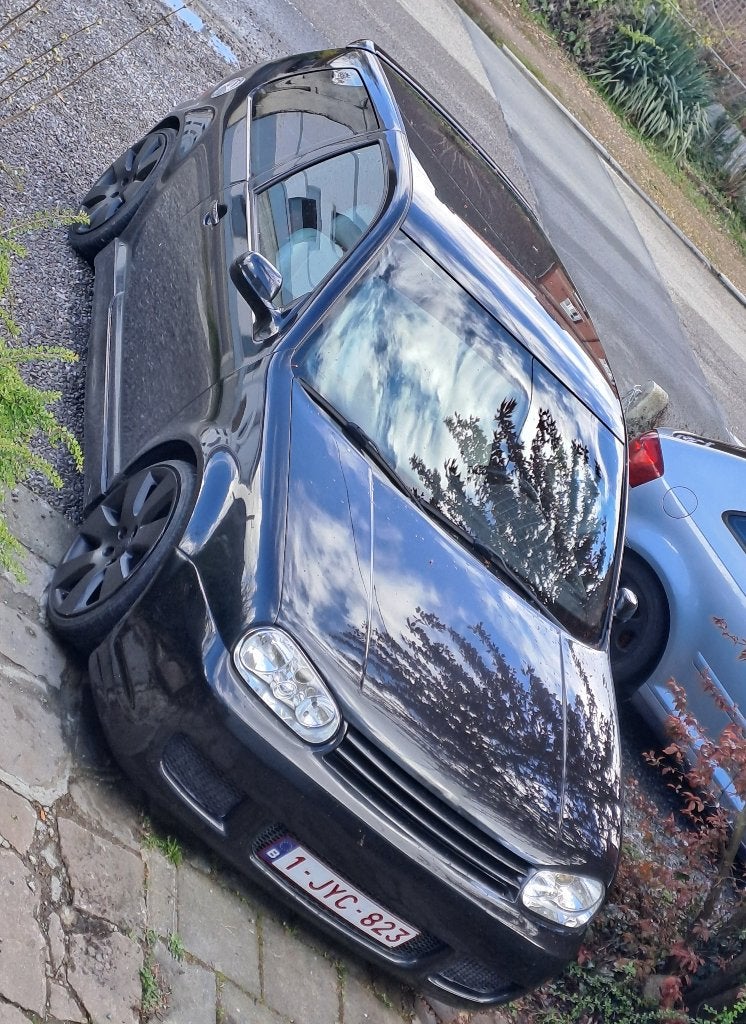 Golf 4 kit r32, intérieur unique !, Voorwielaandrijving, 1300 kg, 4 cilinders, Zwart