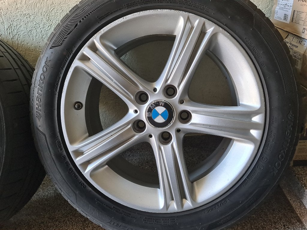 Bmw velgen met banden als nieuw+tpms 17p., Auto-onderdelen, Ophalen, Velg(en), 17 inch, Personenwagen