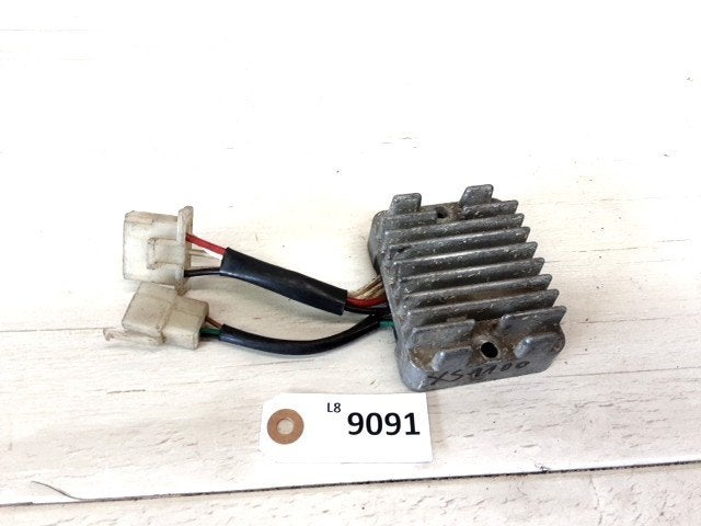 XS1100 1981 - 1983 Yamaha Spanningsregelaar D1-52641, Motos