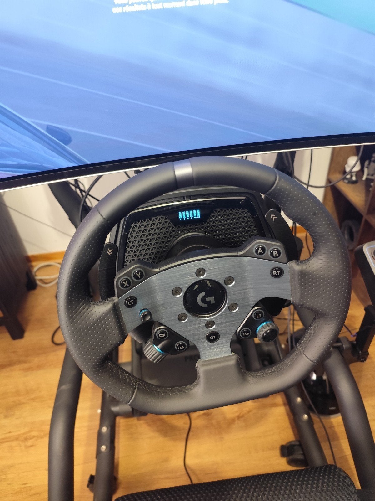 Setup Logitech g pro wheel  x box /pc, 1 joueur, Enlèvement, Comme neuf, Simulation