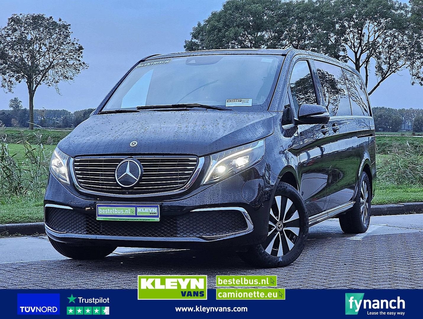 Mercedes-Benz EQV 300 L2 365KM WLTP LED 360Camera Leer 110Kw, Auto's, Automaat, Zwart, Mercedes-Benz, Te koop