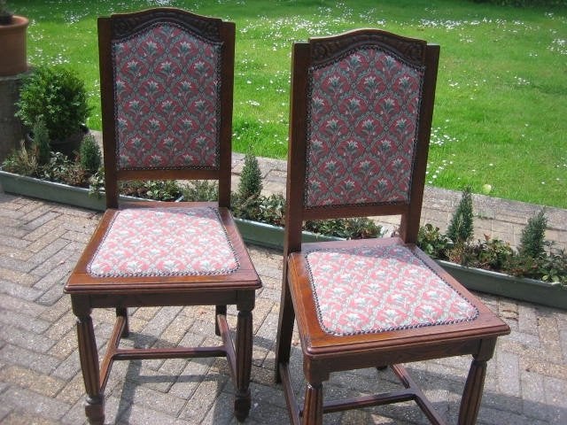 2 sièges récemment rembourrés, Enlèvement, Comme neuf