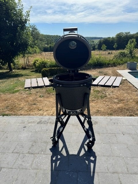 The Bastard Urban Medium BBQ, Ophalen, Zo goed als nieuw, The Bastard, Met accessoires