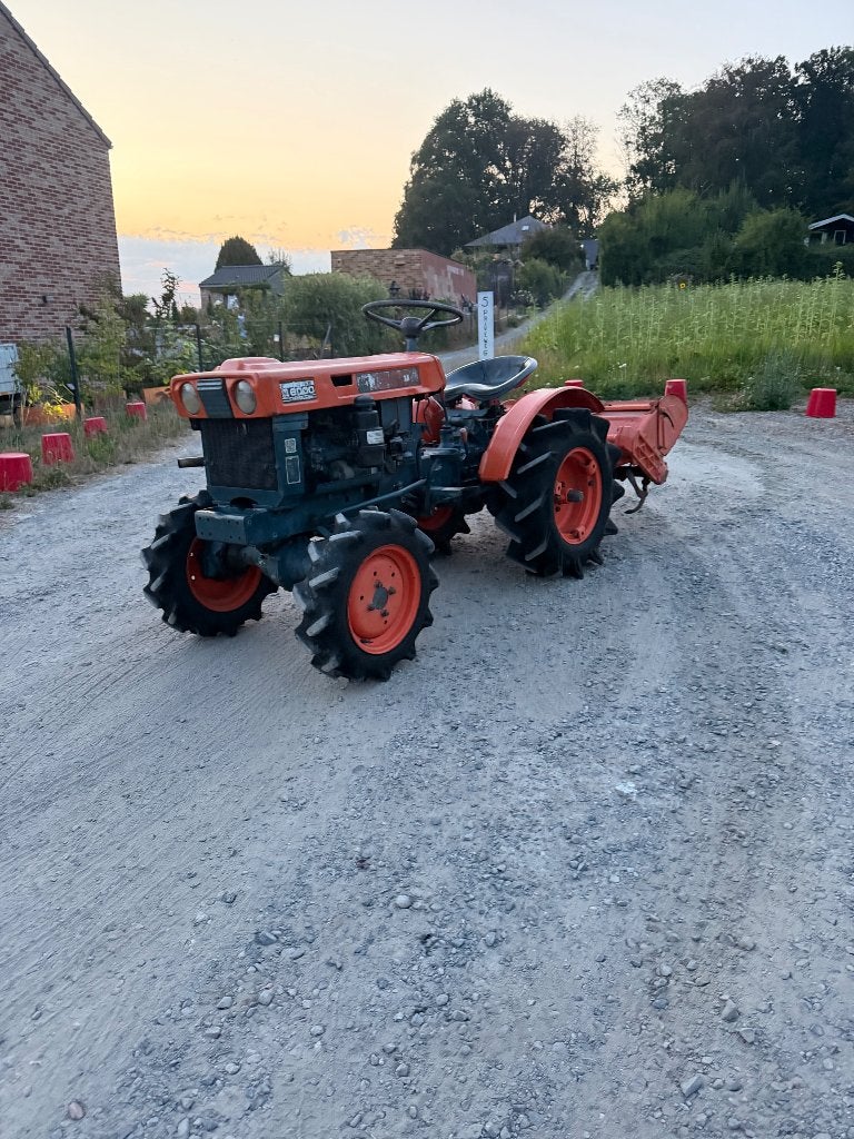 ***magnifique 4x4 compact Kubota b6000 16ch avec fraise***, Enlèvement ou Envoi, Cultures
