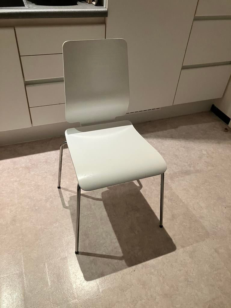 Ikea design stoel wit, Ophalen, Zo goed als nieuw, Wit